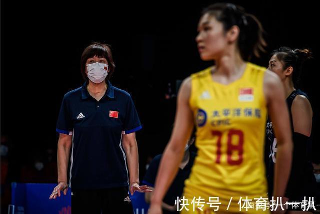 唯金牌论|女排国手说不得?从唯金牌论到唯鼓励论,中国球迷何时能真正成熟