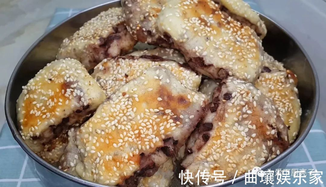 红豆发面饼|红豆饼又吃新吃法,不蒸不烤不油炸,松软又香甜,孩子爱吃不挑食