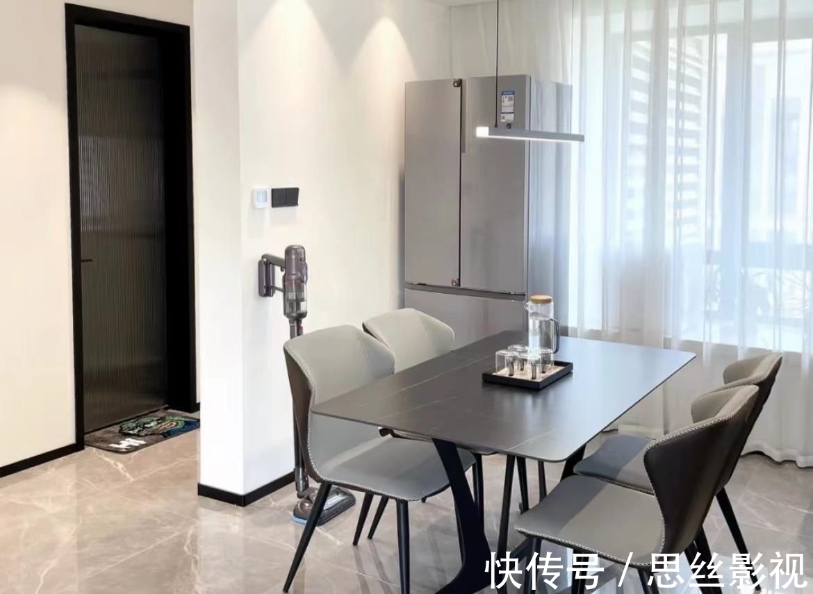 理想家|女主115㎡新家,巧用黑白灰色系,装出自己“理想家”的样子