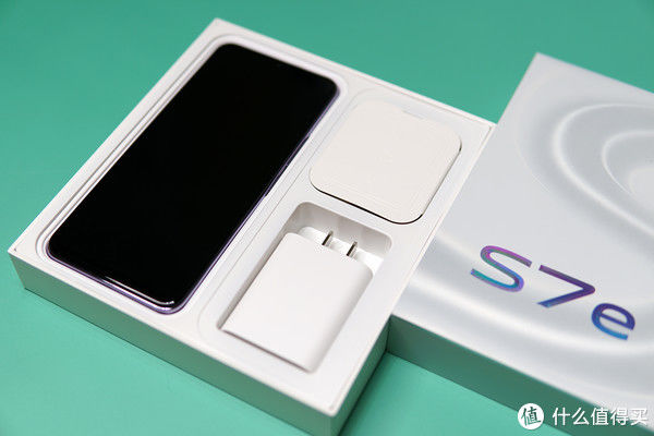 新机|新机必Buy系列 篇十五：爱自拍的5G手机，vivo新机S7e上手开箱