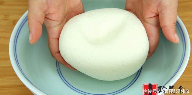 馅料|教你糯米芝麻小糖饼的做法,外酥里糯,馅料香甜,大人孩子都爱吃