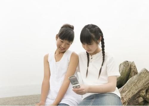 被骗|孩子多大是拥有手机的“最佳年龄”?并非15岁,多数宝妈被骗了