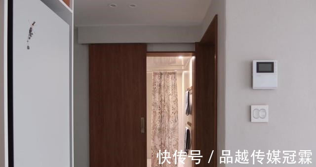 小户型|晒她79平小户型,全屋“水泥”地,不装踢脚线,接地气又百搭!