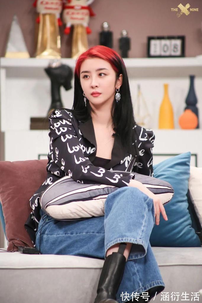 秃头|“爆顶染”赵小棠一夜吸赞十几万!丑哭亿万网友的秃头发型,怎么就火了?