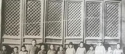 清朝|清朝真实的选秀照片, 个个都是未成年少女, 别被电视剧给骗了！