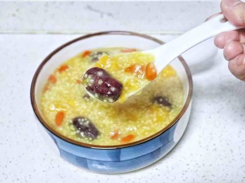 清明后，市场碰到它多买些，不上火还营养，富含氨基酸，别不懂吃