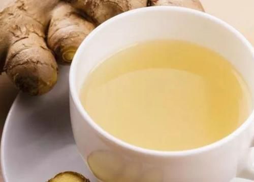 晨起空腹喝姜汤,坚持一个月,有以下4个好处,一起看看吧