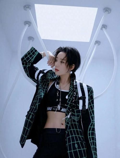 張藝興|《披荊斬棘的哥哥》成團(tuán)夜，張藝興有望加盟，還有神秘嘉賓出席