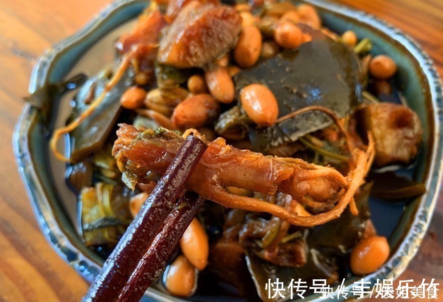 黄豆|天一冷,我就馋这个菜,十几年吃不腻,炖上一锅,热乎乎的真解馋