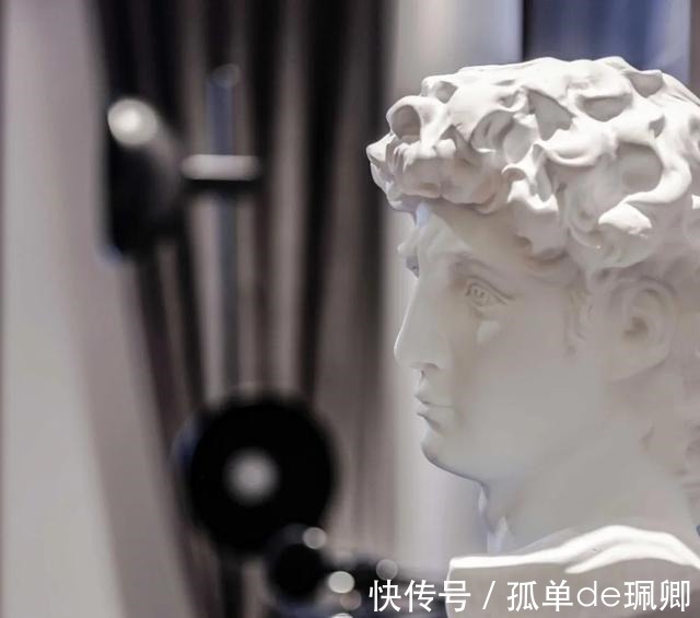 明暗有致|看了闺蜜家,才发现家不一定要豪华,瞧她家的布置,那叫一个高级