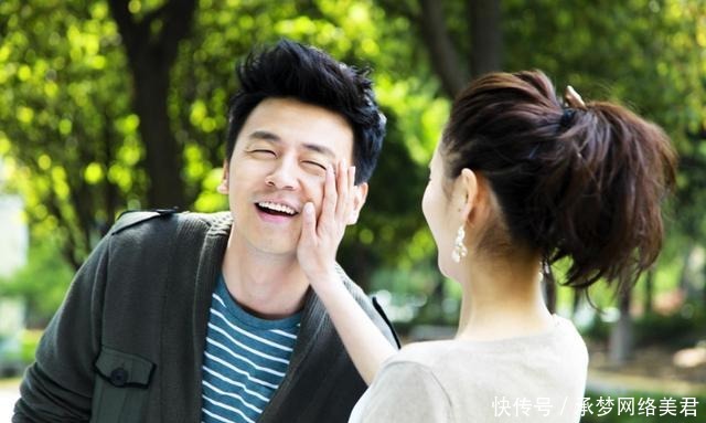 原来雷佳音隐藏11年的老婆,是我们童年女神,难怪说热巴不漂亮