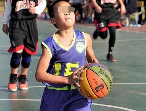 小秦|孩子一生中有三个“黄金长高期”,家长抓住机会,让他超越同龄人