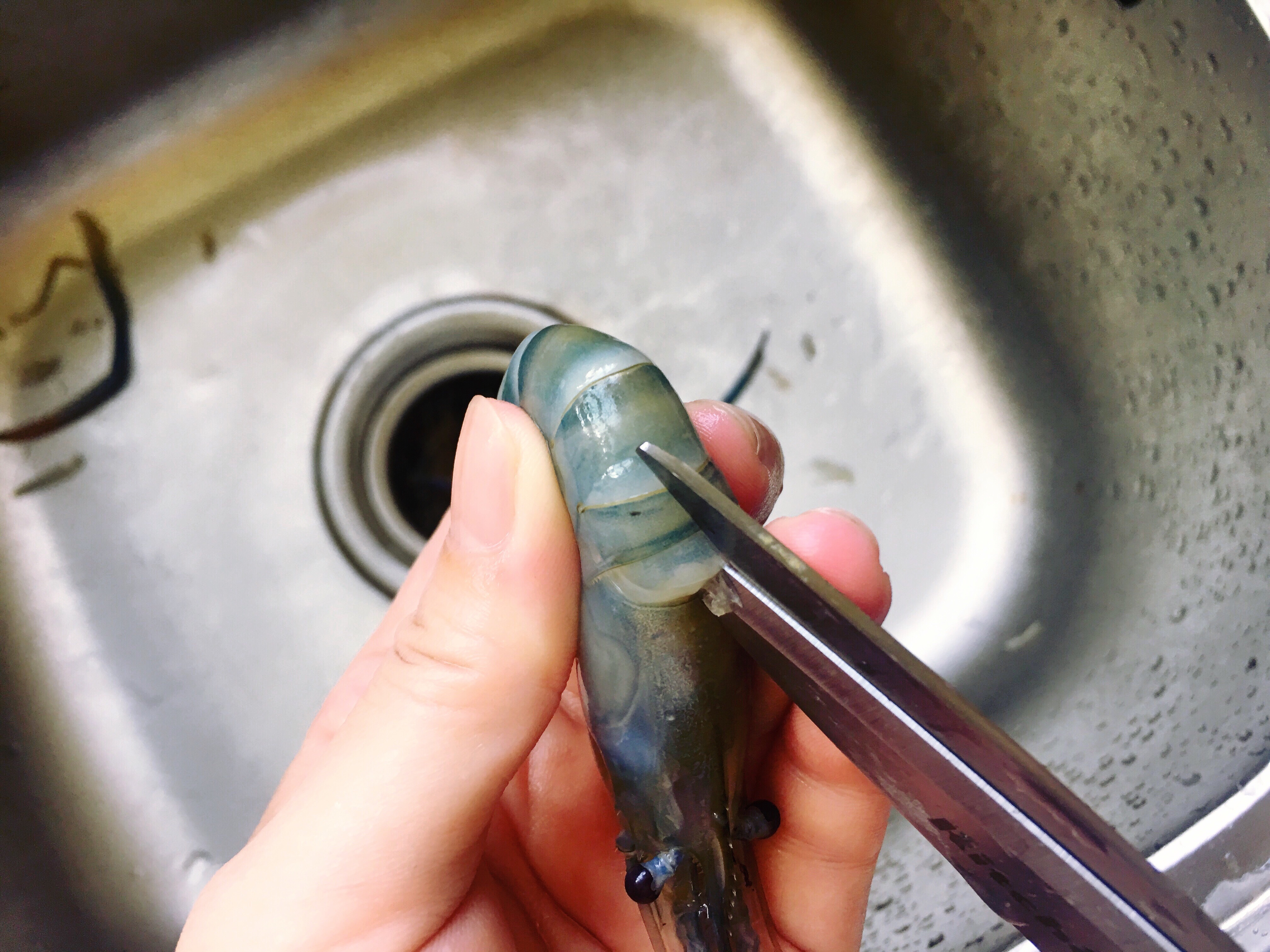 高颜值的蒜蓉粉丝蒸虾，一分钟入味，好看又好吃