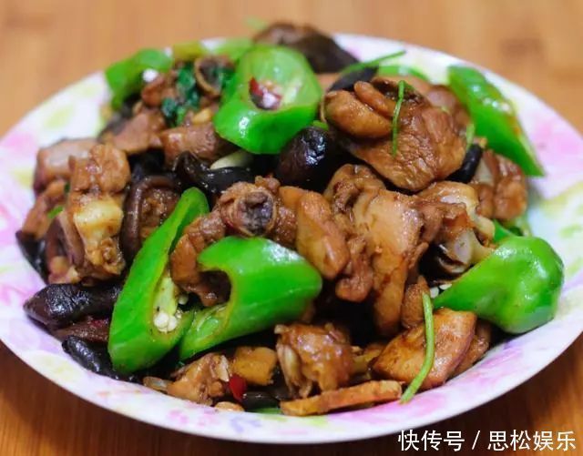 炒鸡块|73岁奶奶炒鸡肉,不用水不用料,只需这样做,肉质香软入味!