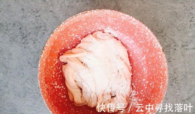 营养物质|猪大肠配上豆豉，酱汁浓郁，脆嫩可口！