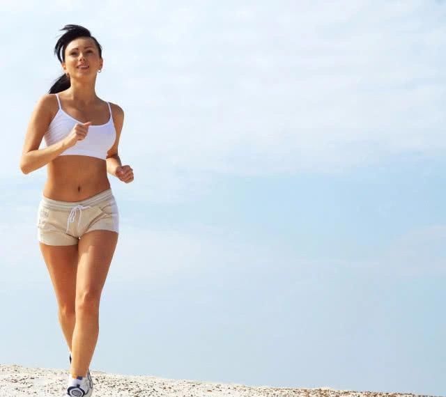 减肥方式|七天瘦腿的方法，腿粗妹子必备的减肥方式，瘦下来到哪都是C位