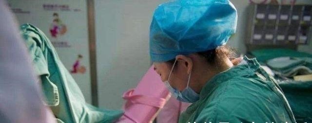 须知|孕妇须知顺产时可能会经历的4个产房“阴影”!看看你最担心哪个