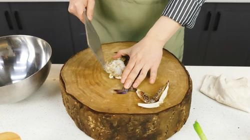 【红火肉蟹煲】借美味之名，洗刷掉一年的不快乐。