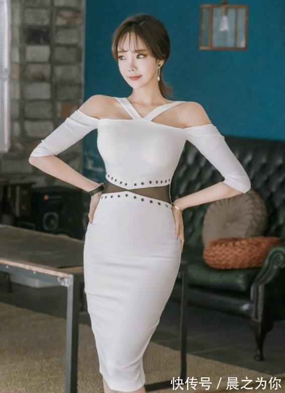 版型 -都市韵味的紧身裙美女,给人成熟优雅的气质,魅力十足!