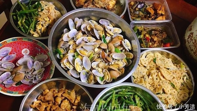 88岁的外婆,每天吃4个硬菜,14天不重复,样样美味可口