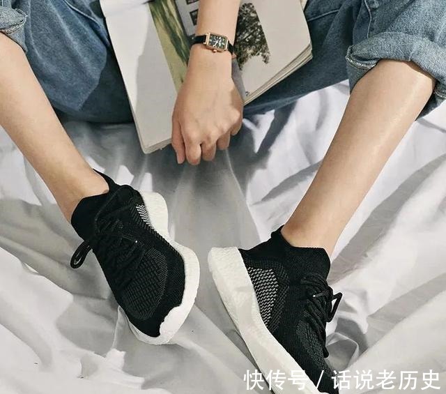 运动鞋 这是什么神仙运动鞋!显高显腿细,像穿袜子一样轻!