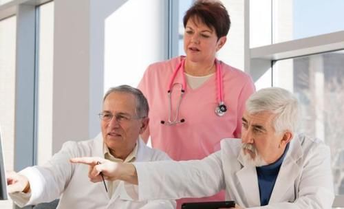 大蒜|大蒜是糖尿病的“发物”？提醒：5种食物或尽量少吃，建议了解下