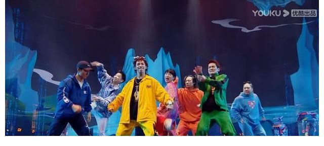 loc|这就是街舞：每期贡献一个梗，这位队长以一己之力成为捧哏担当