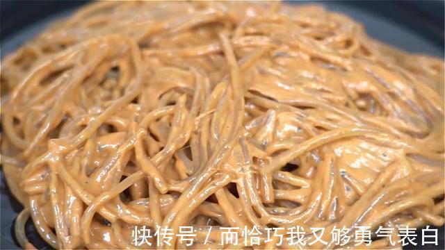 红薯|粉条不要炖白菜了,教你新做法,一次做一盆,给肉都不换,真解馋