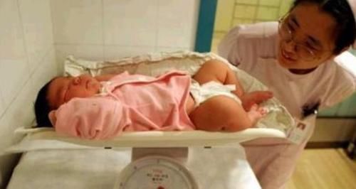 保温箱|宝宝出生斤数暗示智商高低?家长别迷信,真相是这样