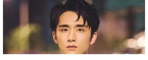 張小斐掉咖沒(méi)資源？大張偉拿到主持人證，張新成一人之下影版