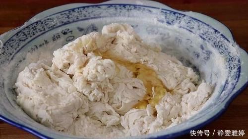 干面粉|面粉别再烙饼蒸馒头了,教你独特做法,出锅瞬间扫光,真香