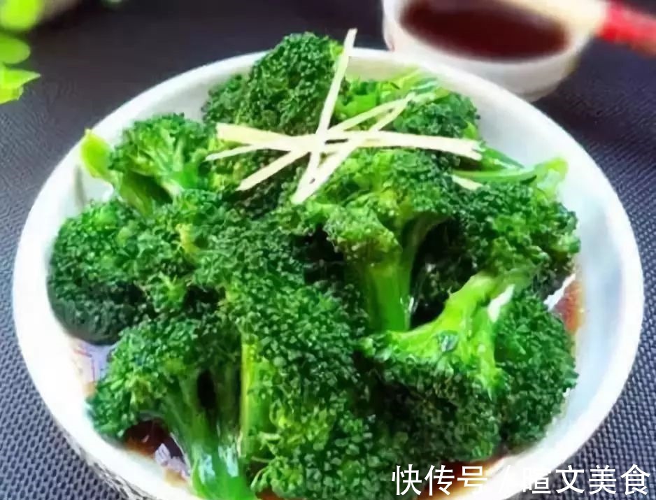 剁椒|美食推荐白灼西兰花、剁椒蒸鱼头、泡椒红烧带鱼、香菌猪蹄煲