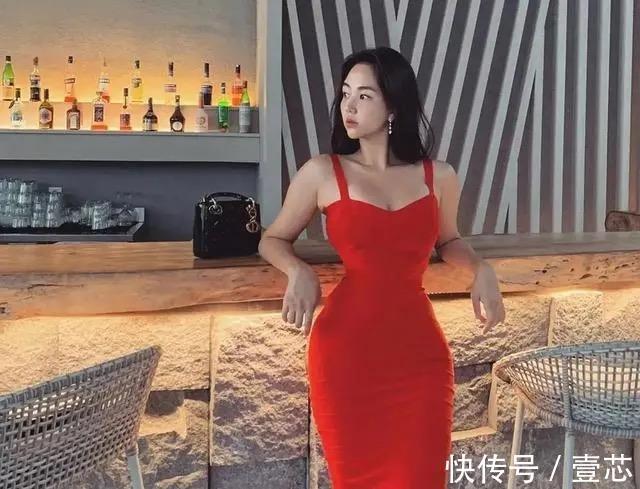 增肌|她体重130斤但身材很极品，臀腿比例完美，做力量训练你也能拥有