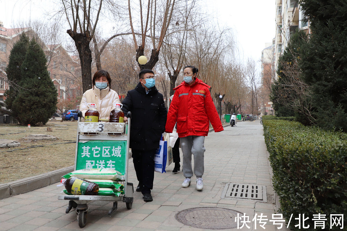 刘春艳|寒冬送慰问 义诊暖人心