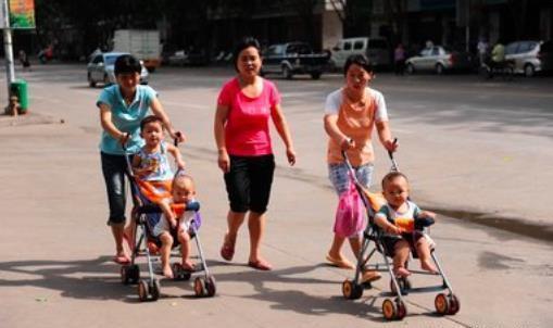 差距|“生男生女”都一样？20年后就能知晓差距，儿女双全的家长沉默了