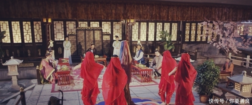 花天酒地|将军年过80岁,仍花天酒地妻妾成群,专家:他是为了自保