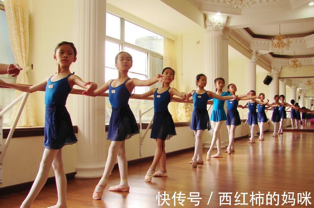 苗苗|父母平均身高才1米6,女儿却“突变”到1米7,多亏这份秘诀