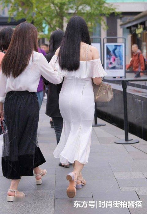 蕾丝 回头率爆表的裹身裙搭配蕾丝一字肩穿搭,在街上宛如一位冰山公主