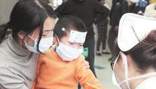 宝宝|3个月女婴做推拿,鼻子冒出“粉色泡泡”离世,妈妈医生推荐的