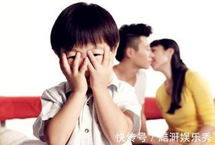 性观念|“用力点！”女儿的话让父母尴尬无比，家长和孩子相处要懂得避讳