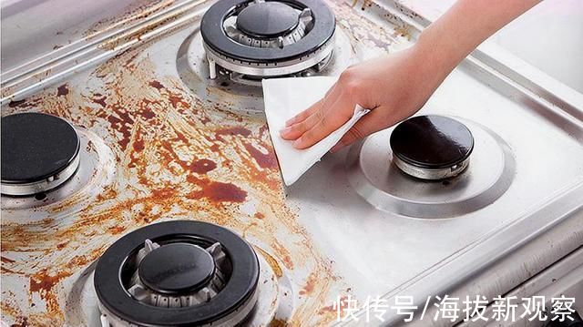 别再用小苏打清洁厨房油污了!教你正确做法,厨房清新又干净