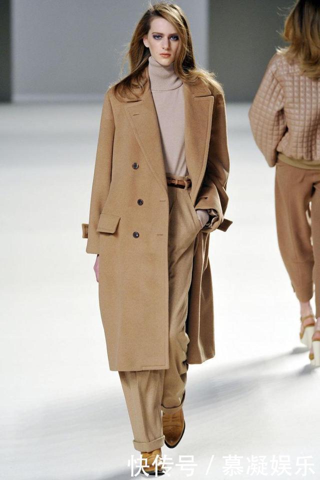 服装界裸色风潮的到来,每一个单品都是时尚,你难道不想尝试吗