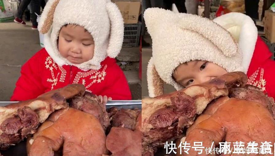 妈妈带|“贪吃宝宝”走红,菜市场偷啃猪头肉和腊肠,老板看见却笑得不行