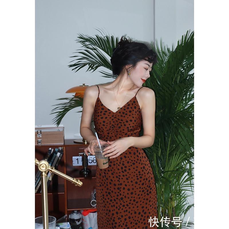 穿搭|讲真,秋天穿复古甜辣风格搭配的你,简直时髦极了!