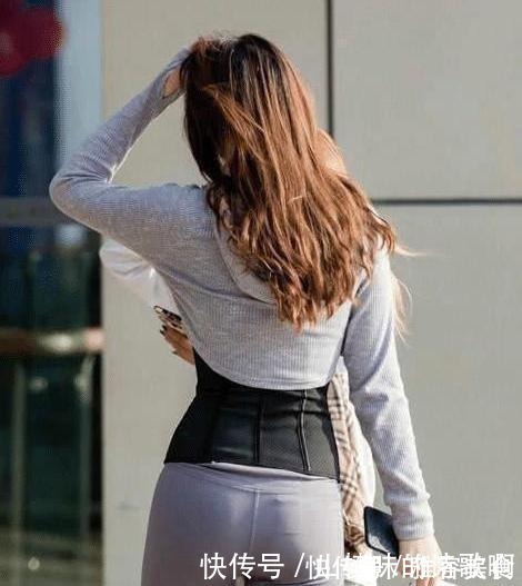 身材 打底裤时尚又有立体感,显出窈窕的身材,瞬间让你美出新高度