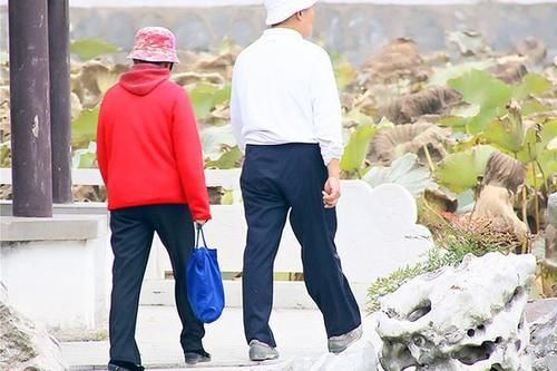 一对母子，同患糖尿病41年，没出现并发症，控糖方法，值得借鉴