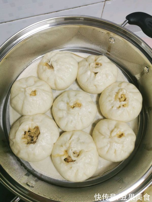 别再出去吃了，蒸包子自己做更好吃
