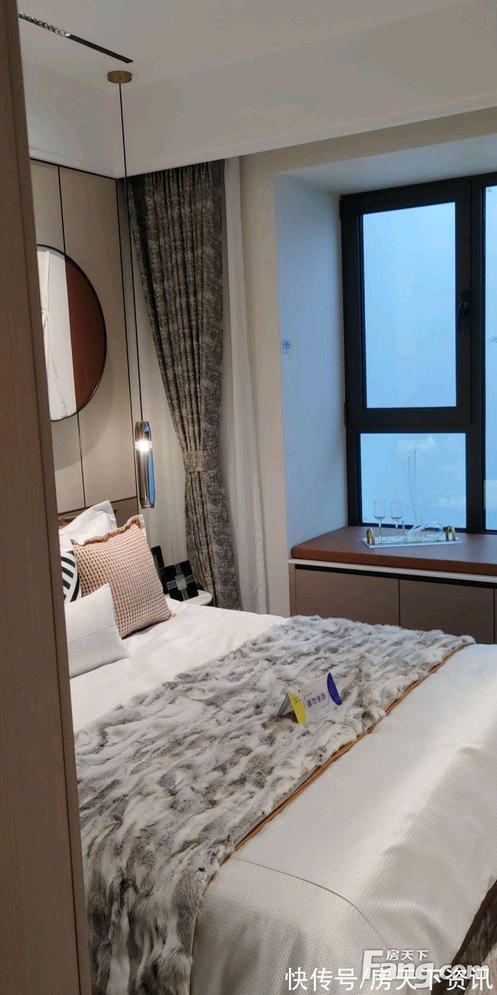 寰宇|从中海寰宇视界现场发来一条项目新消息,请查看