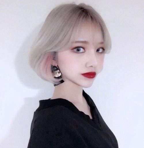 新的一年从“头”开始，时尚的女士短发发型，这五款甜美又可爱