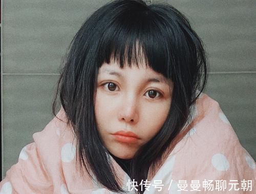 10年前“宁愿坐在宝马里哭”,引领了“拜金女”潮,32岁现状如何